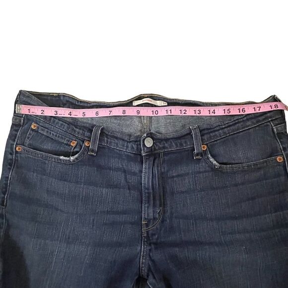 Levi’s ~ Blue Denim Boyfriend Jeans ~ size 33 - Picture 10 of 12